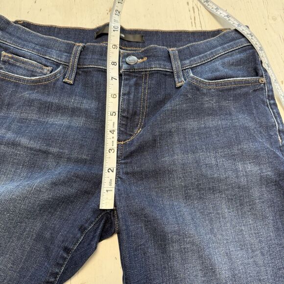 Joes Jeans The Monroe Mid Rise 7" Shorts Size 27 - Picture 7 of 9